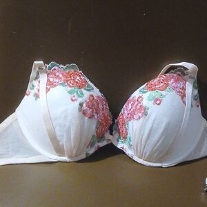 Victoria's Secret Cream and Pink Floral Bra